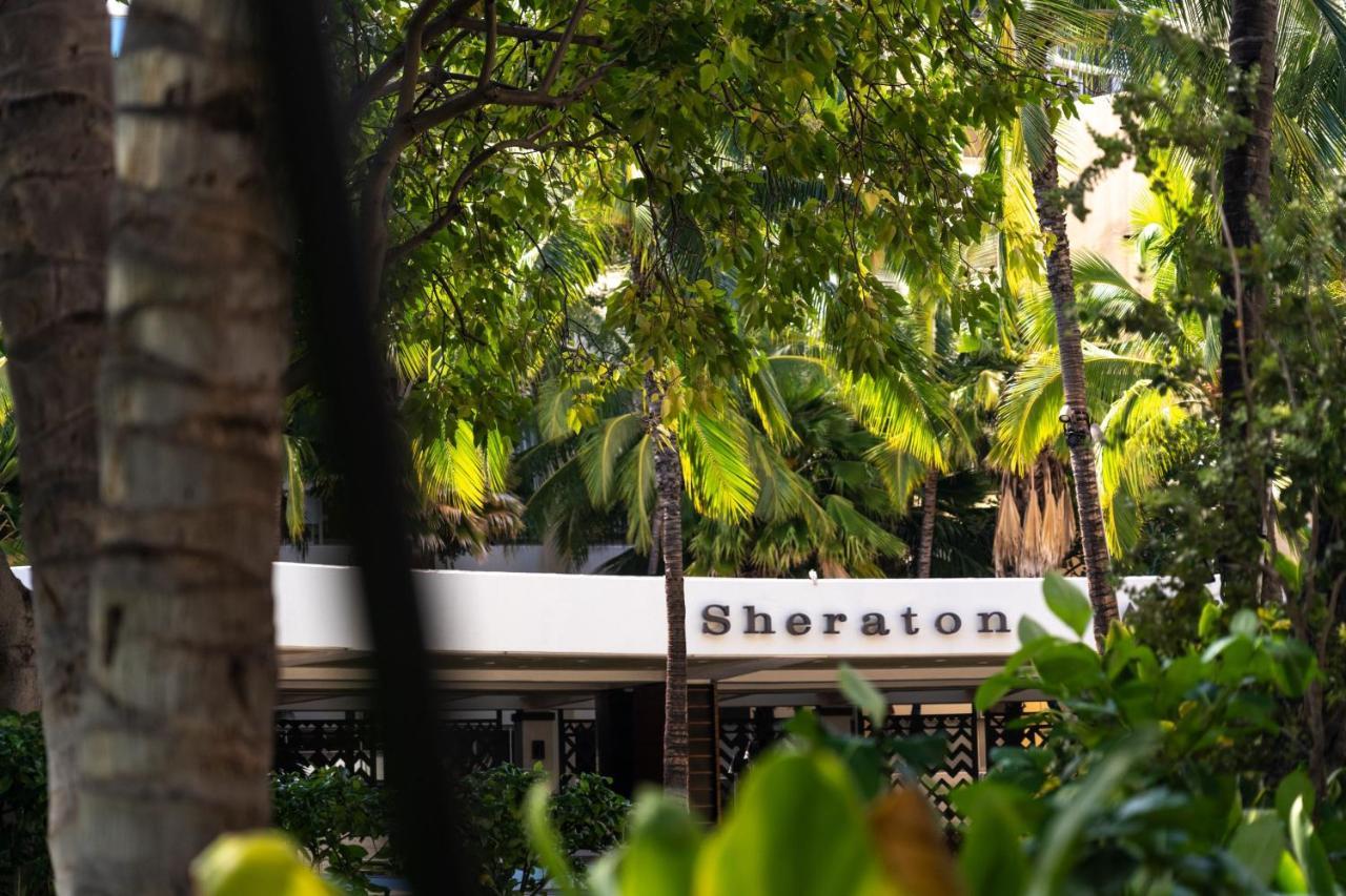 Sheraton Waikiki Beach Resort Honolulu Exterior photo